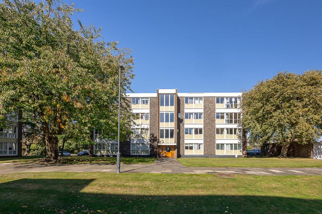 Main image of property: Lowick Court, South Gosforth, Newcastle upon Tyne
