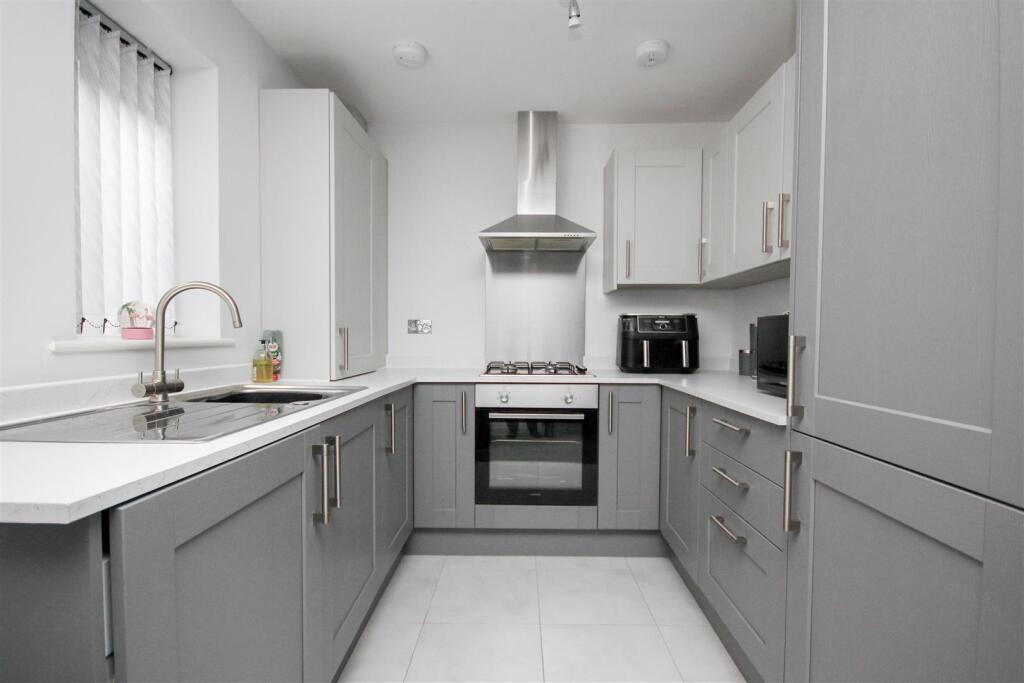 House in Wellingborough - View 2