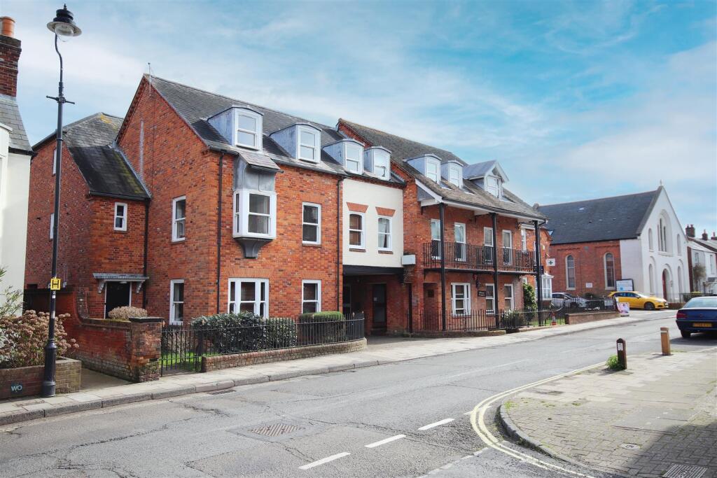 Main image of property: Gosport Street, Lymington