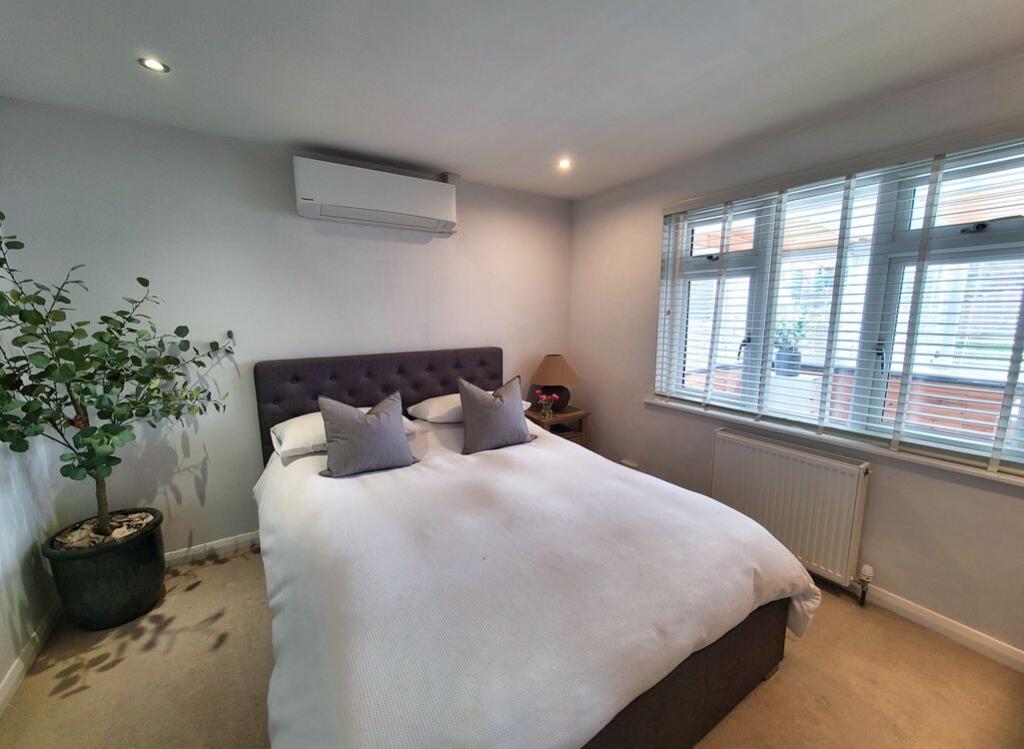 Cooper Road, Ashurst photo 4