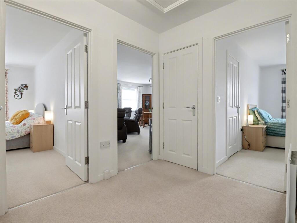 Woodpecker Way, Costessey, Norwich photo 2