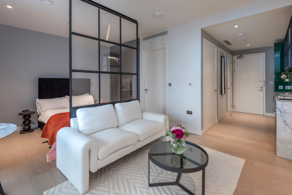 Main image of property: Wards Place, Hobart Building, E14