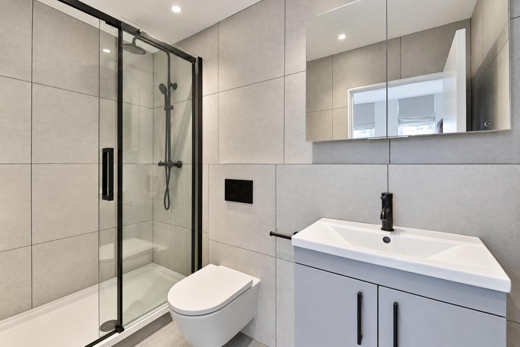 Apartment in London - View 4