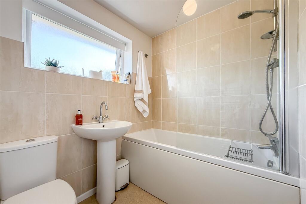 Additional image 11 of Knowle Drive, Harpenden, Hertfordshire, AL5