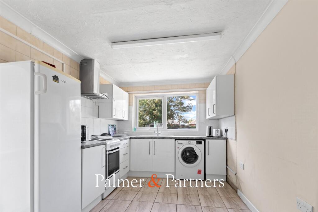 Berriman Close, Greenstead, Colchester, Essex, CO4 photo 2