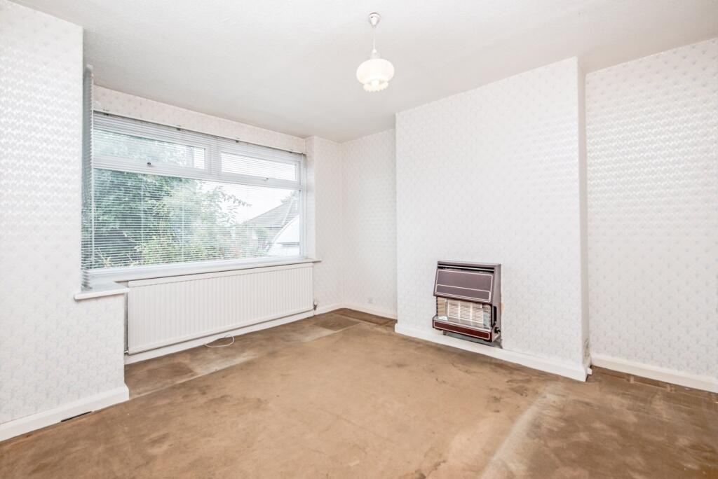 Ghyllroyd Drive, Birkenshaw, Bradford, West Yorkshire, BD11 photo 2