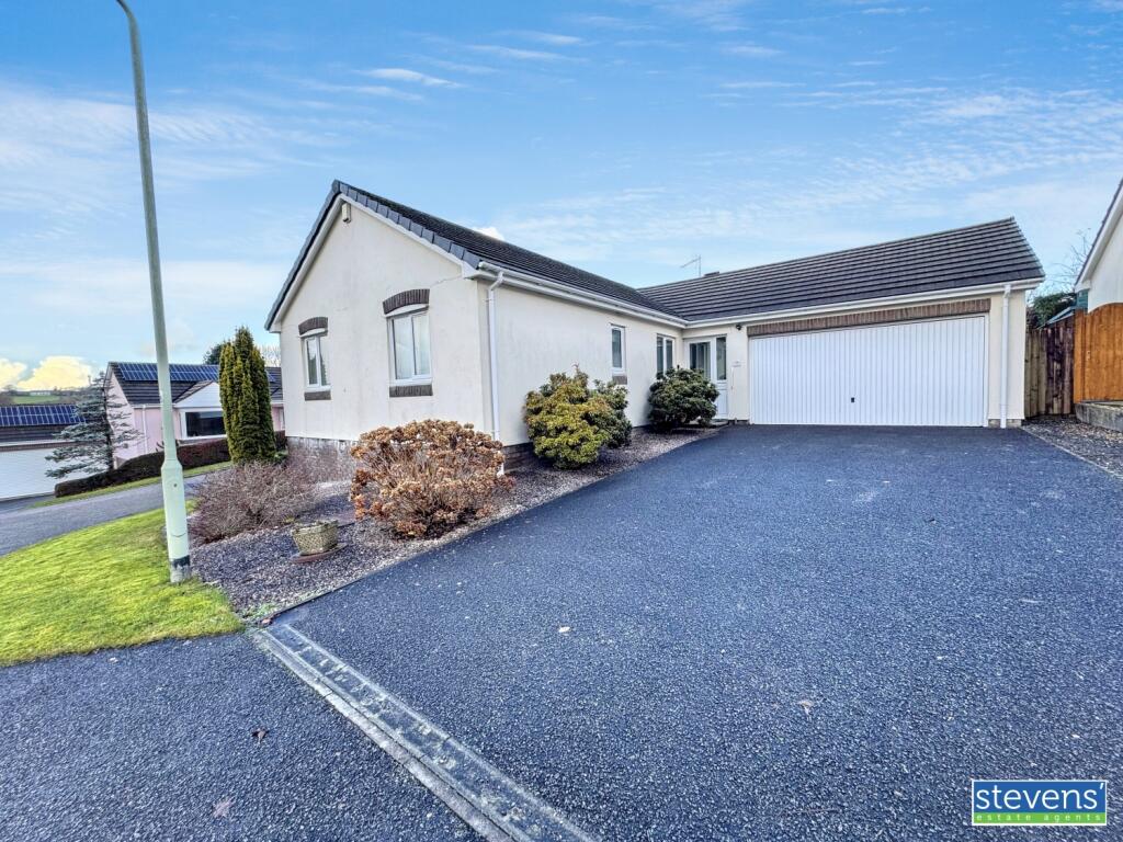 3-bed detached on Fern Close, Okehampton, Devon, EX20, £350,000