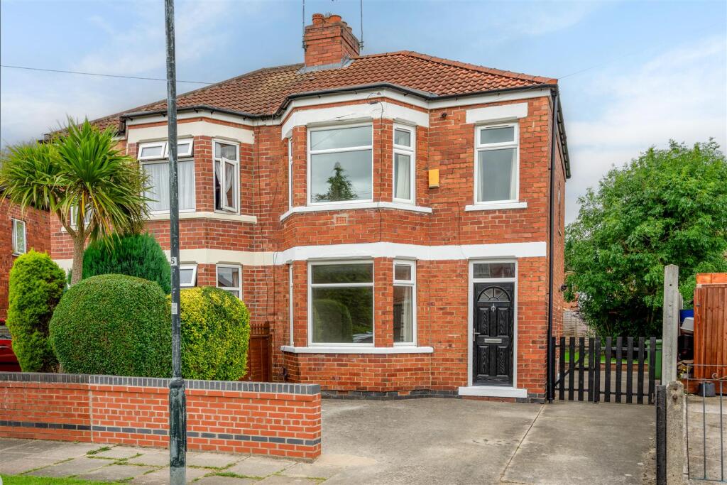 Main image of property: 26 Owston Avenue, Hull Road