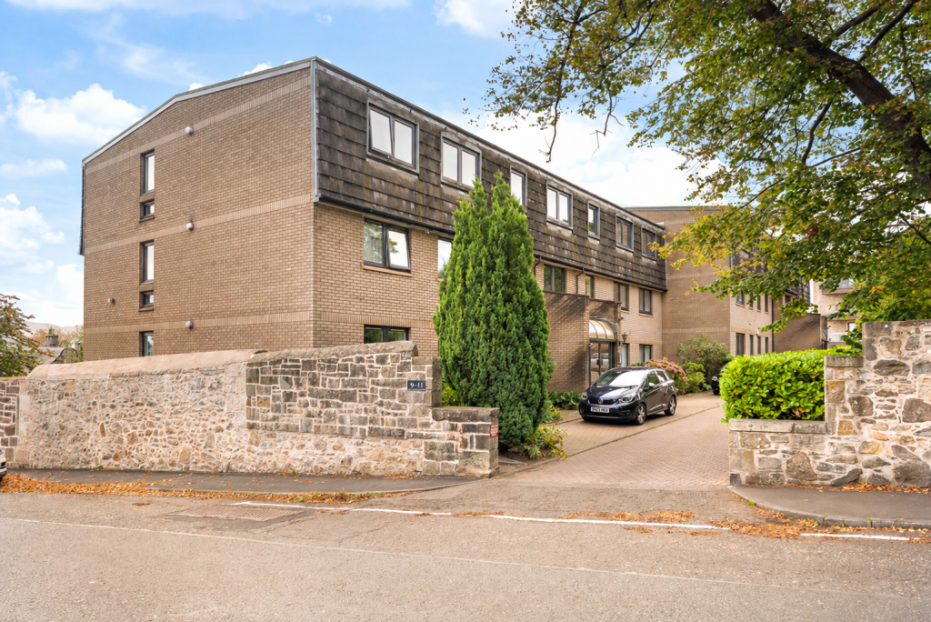 Apartment in Edinburgh - View 2