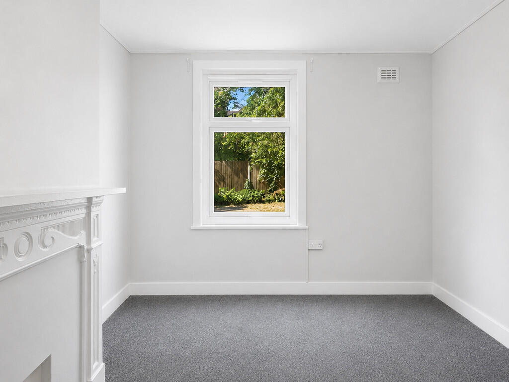 2 bedroom ground floor flat for rent
