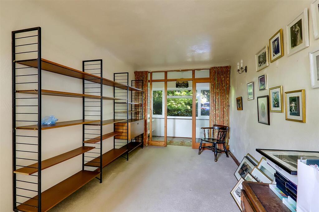 House in Worthing, West Sussex - View 4