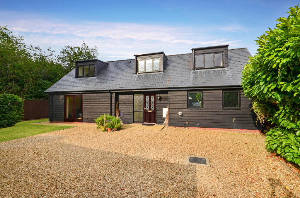 4-bed detached on West Street, Comberton, £725,000
