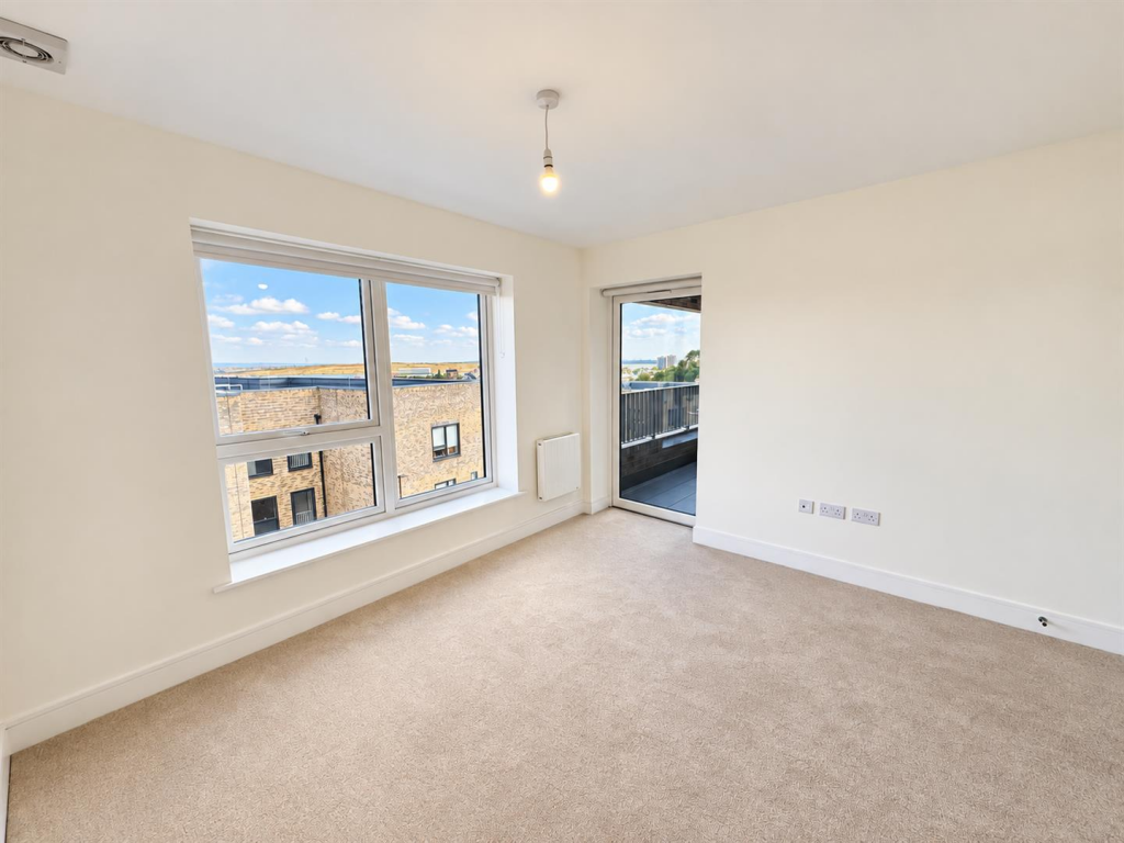 Apartment in Erith, The Quarry, Northumberland Heath - More