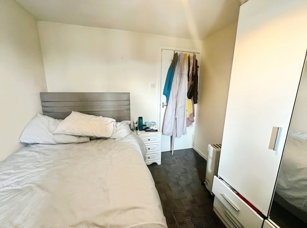 Apartment in Cambridge - View 5