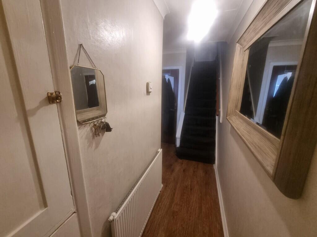 House in Birmingham, West Midlands - More