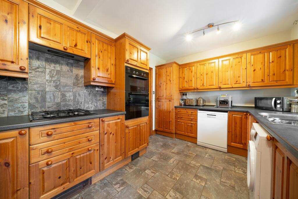 House in Auchtermuchty, Fife - View 5