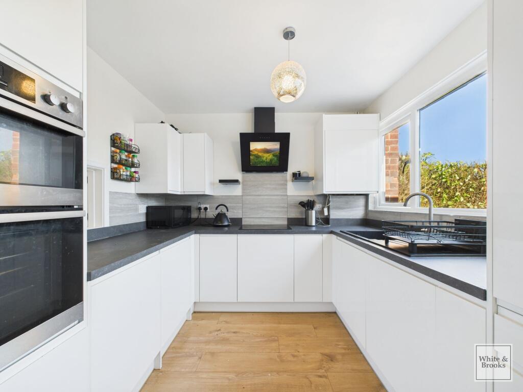 House in Chichester, East Wittering - View 3