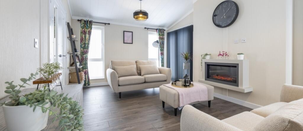 39 The Grange Moorbarns Lane, Lutterworth photo 4