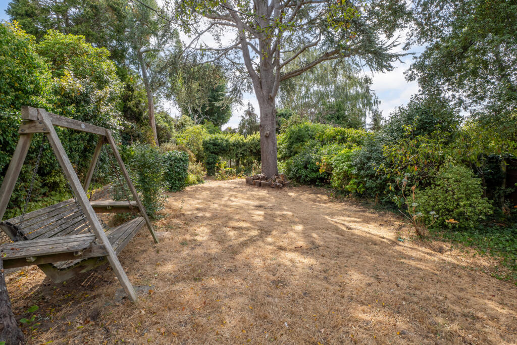 House in Kingston upon Thames - View 3