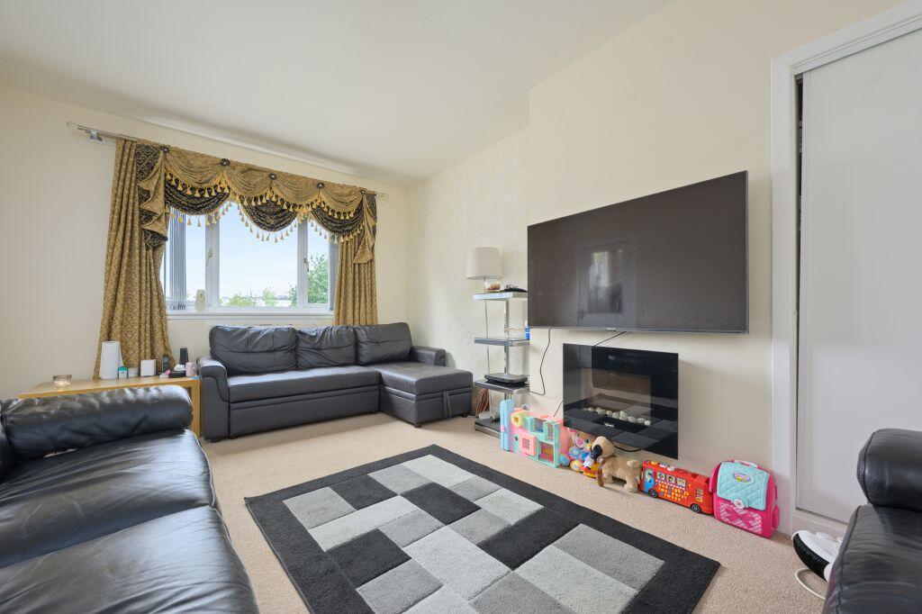 House in Dunfermline, St Leonards, Hospital Hill - View 5
