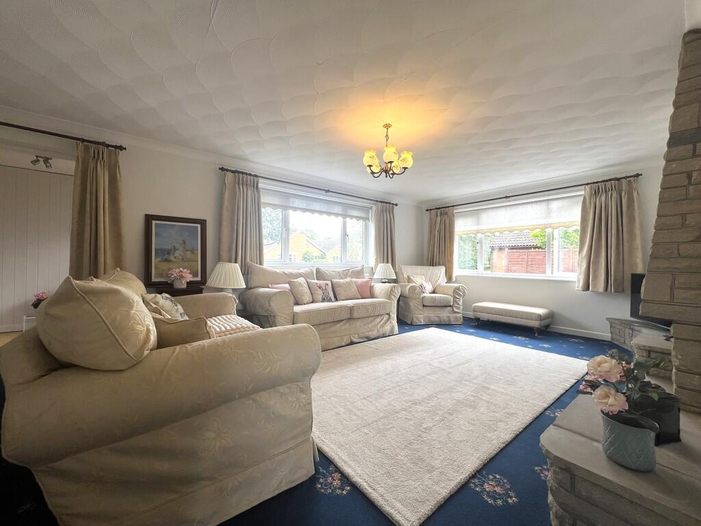 Eastwood, Chatteris, Cambs., PE16 6RX photo 4
