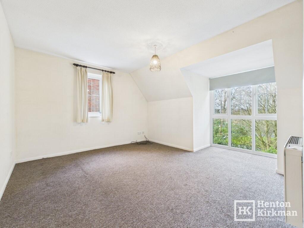 Spruce Close, Basildon, Essex, SS15 4DF photo 3