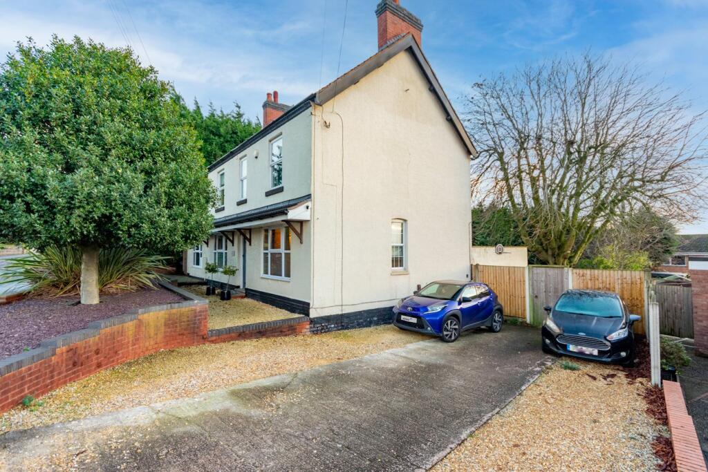 Chase Road, Burntwood, WS7 photo 2