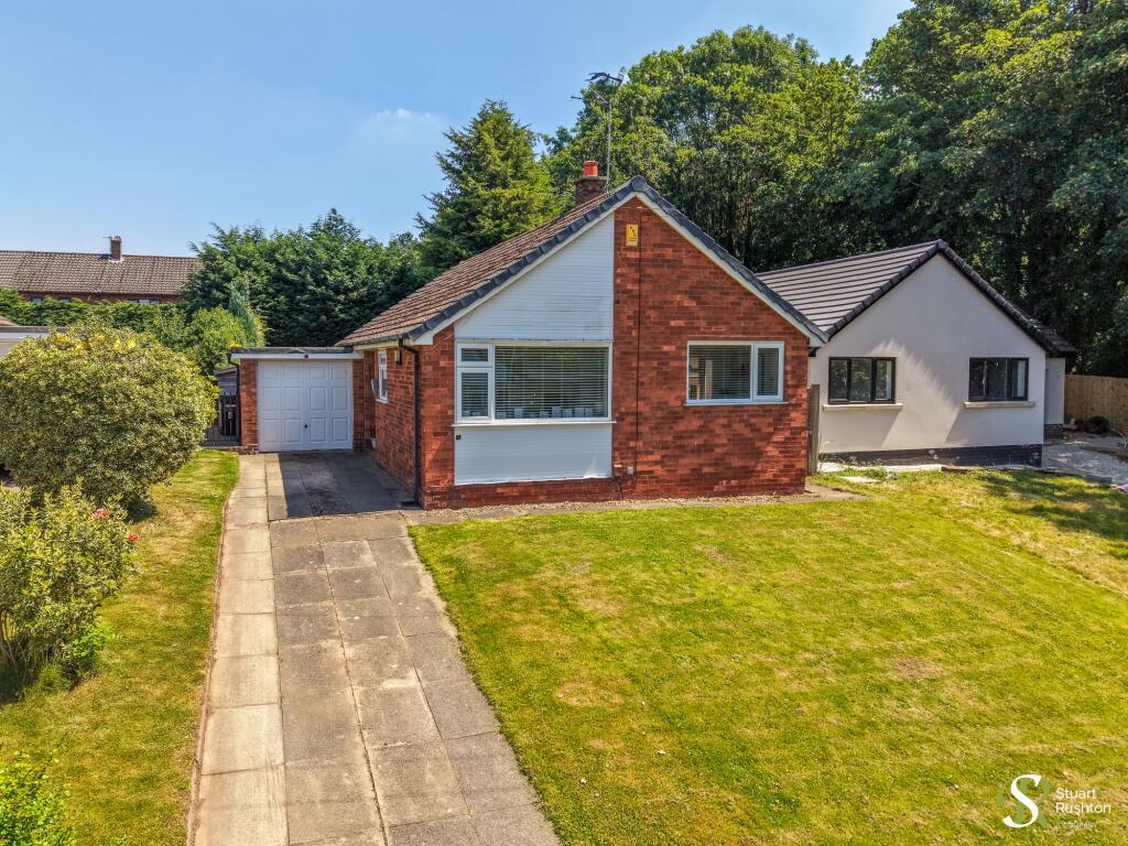 Main image of property: Helena Close, Knutsford, WA16