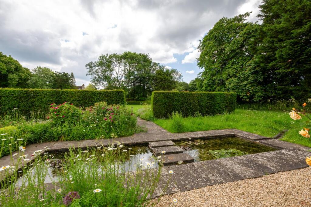 Additional image 8 of Corton