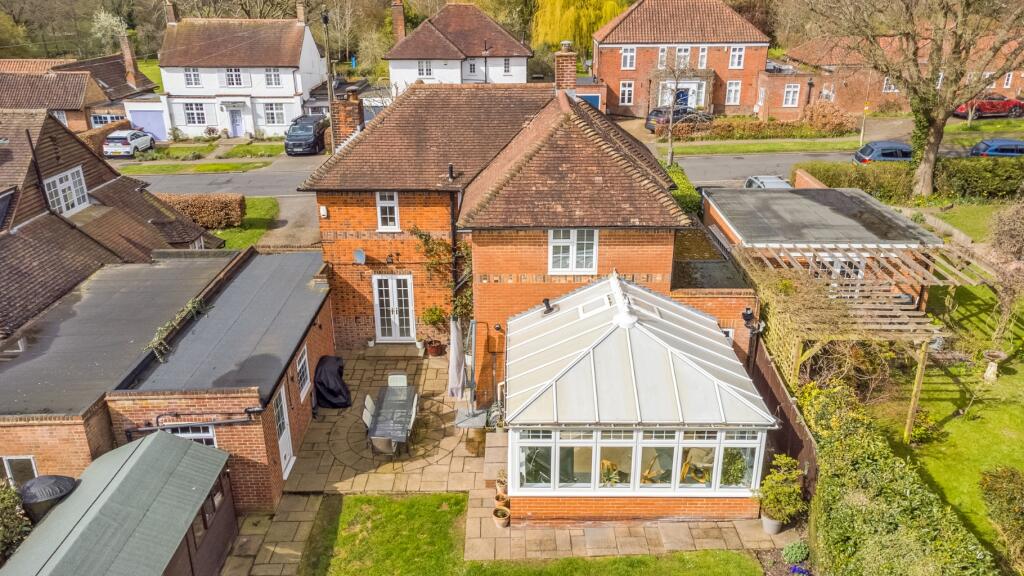 Additional image 23 of High Oaks Road, Welwyn Garden City, Hertfordshire, AL8