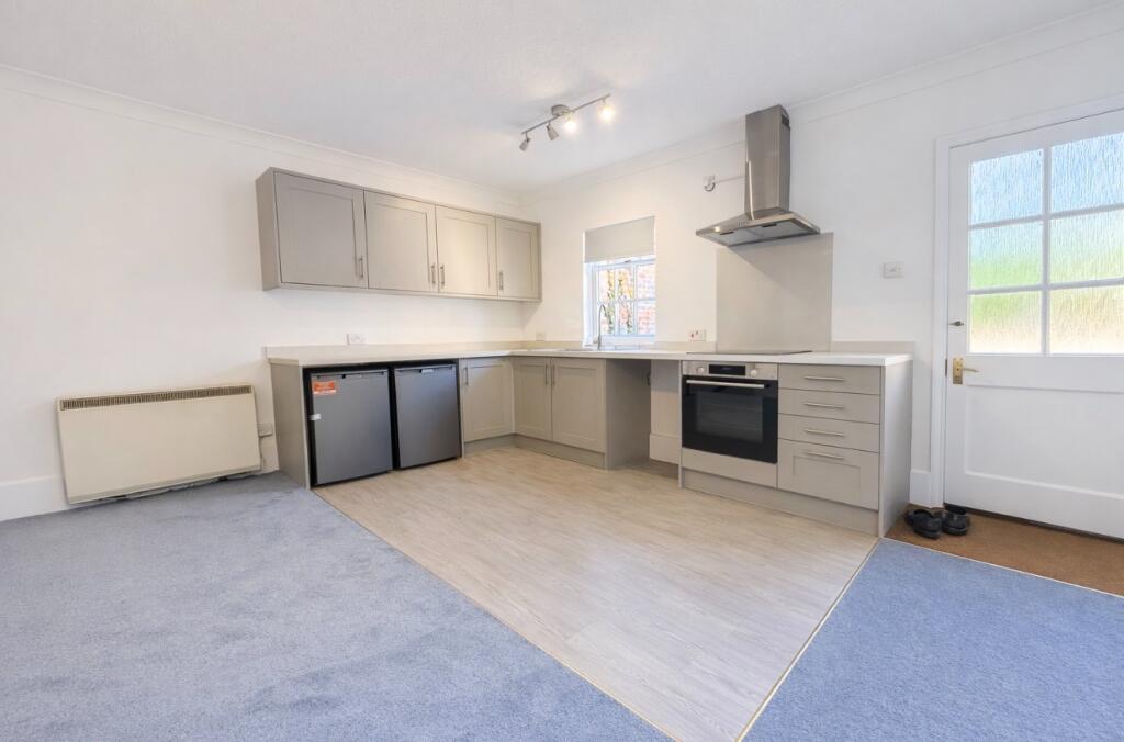 Main image of property: Englefield Lodge, Middle Hill, Egham, Surrey, TW20 0JR