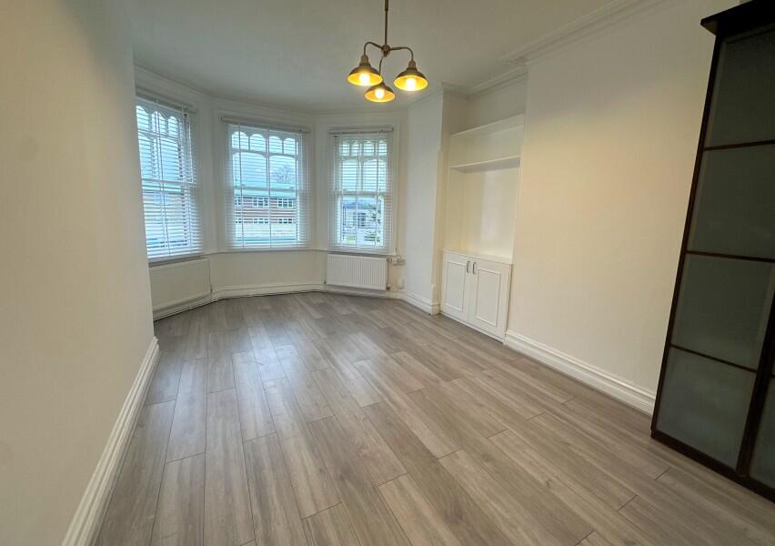 Main image of property: COLNEY HATCH LANE, MUSWELL HILL, N10