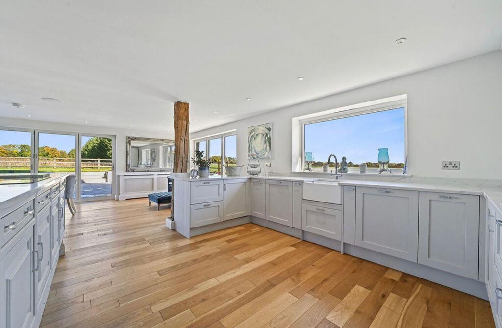 House in Chelmsford - View 2