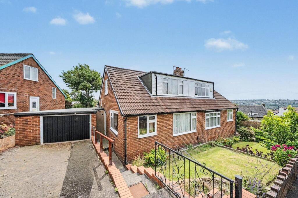Main image of property: Stoney Croft, Horsforth, Leeds, West Yorkshire