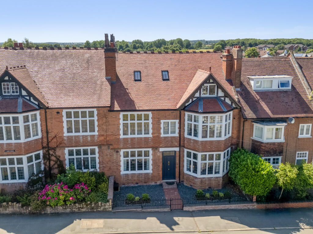 Main image of property: Cape Road, Warwick, Warwickshire CV34 4JP