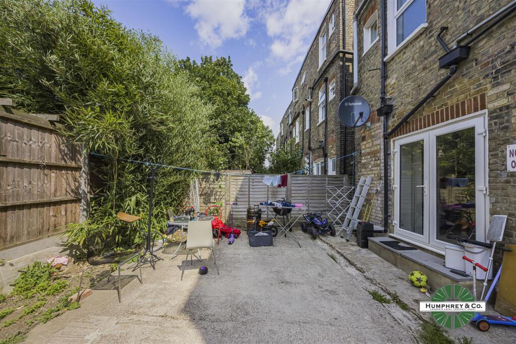 Property photo 11
