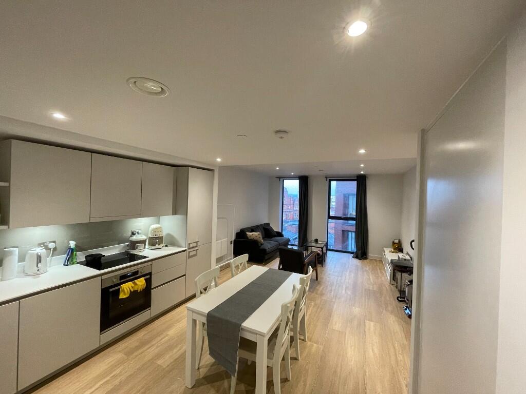 Main image of property: Whitworth Street, Manchester, Greater Manchester, M1