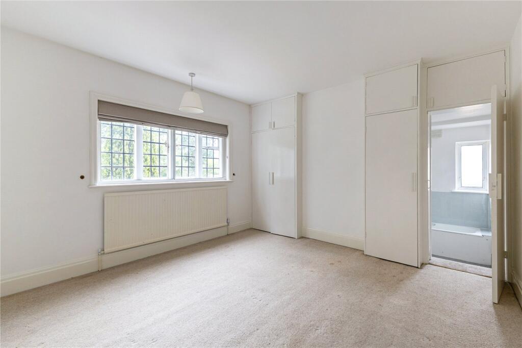 Steels Lane, Oxshott, Leatherhead, Surrey, KT22 - More