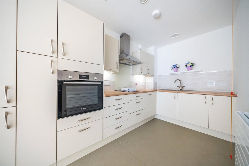 The Orpines, Wateringbury, Maidstone, ME18 - View 5
