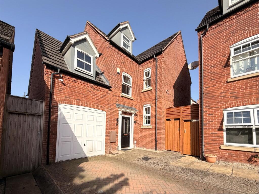 Main image of property: Kingswood Close, Birmingham, West Midlands, B30