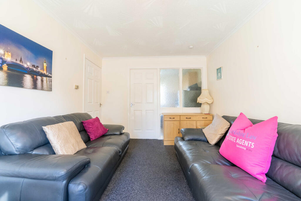 Apartment in Bellshill, Orbiston - View 4