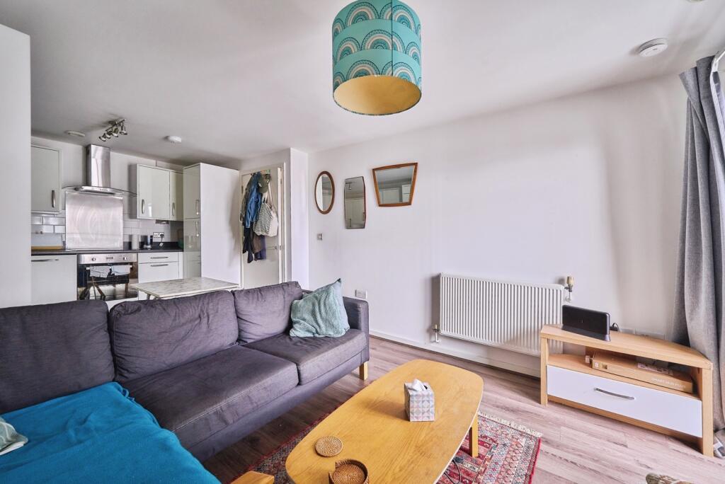 Apartment in London - View 3