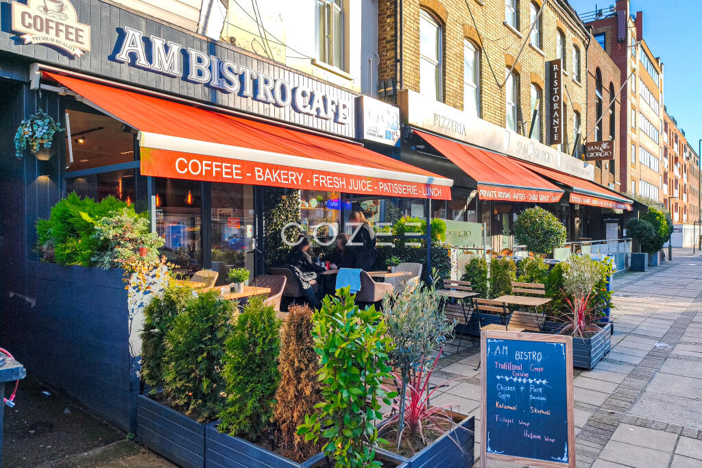 Main image of property: AM Bistro Café – 938 High Road, London N12 9RT