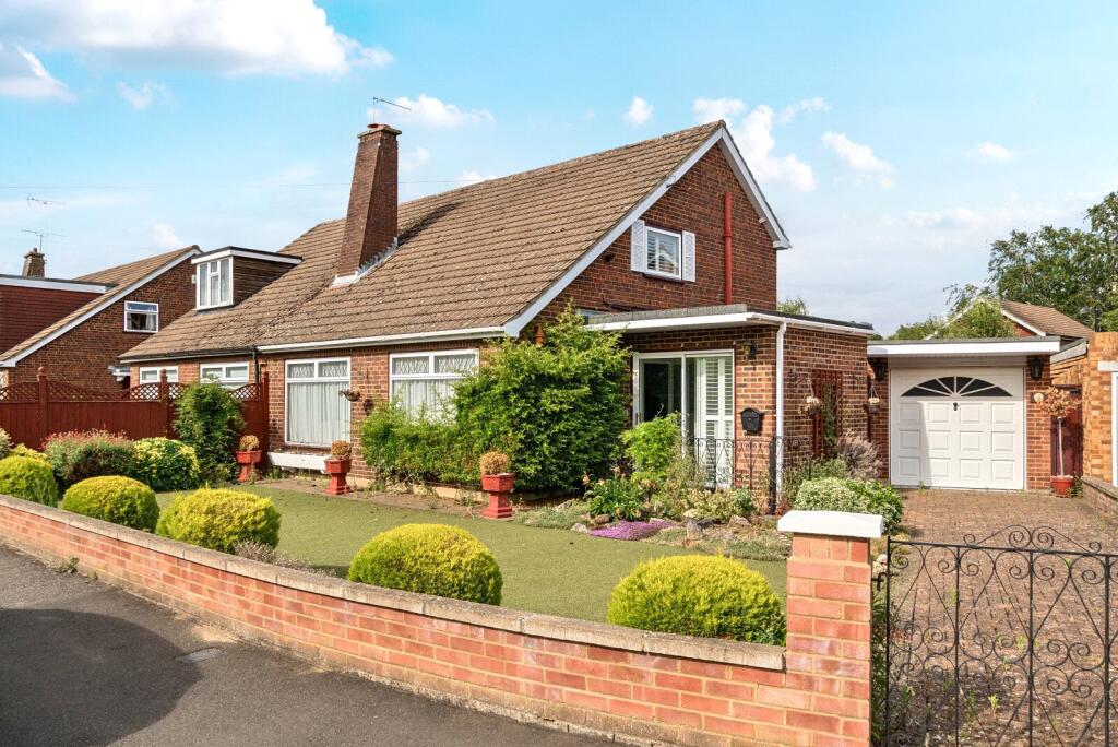 Main image of property: Knightsbridge Crescent, Staines-Upon-Thames, TW18