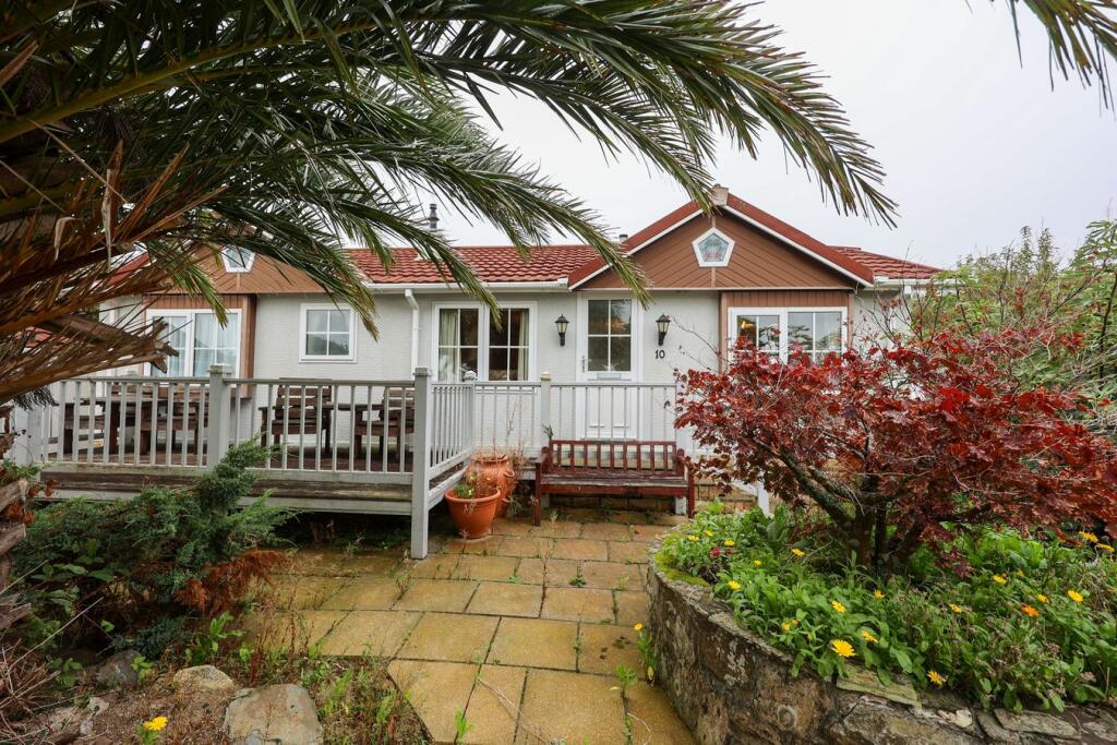 2-bed caravan on Glenleigh Park, Sticker, St Austell, PL26, £140,000