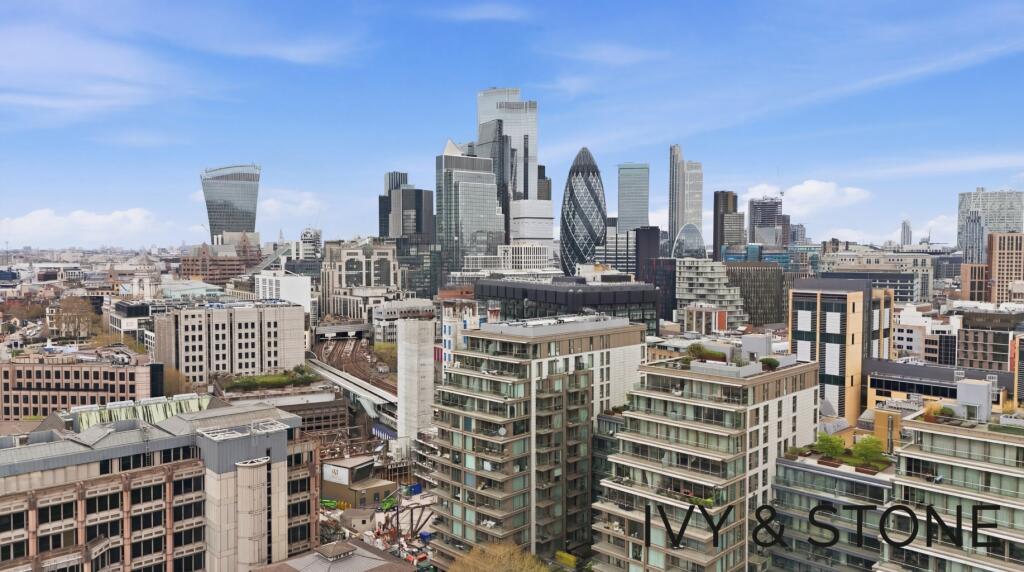 Apartment in London, East Smithfield, Whitechapel - View 4