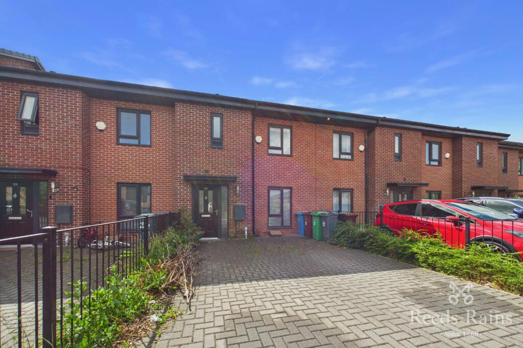 3-bed terraced on Bratton Drive, Manchester, Greater Manchester, M19, £270,000