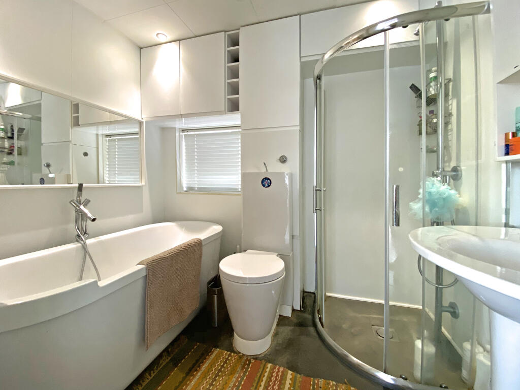 House in London - View 4
