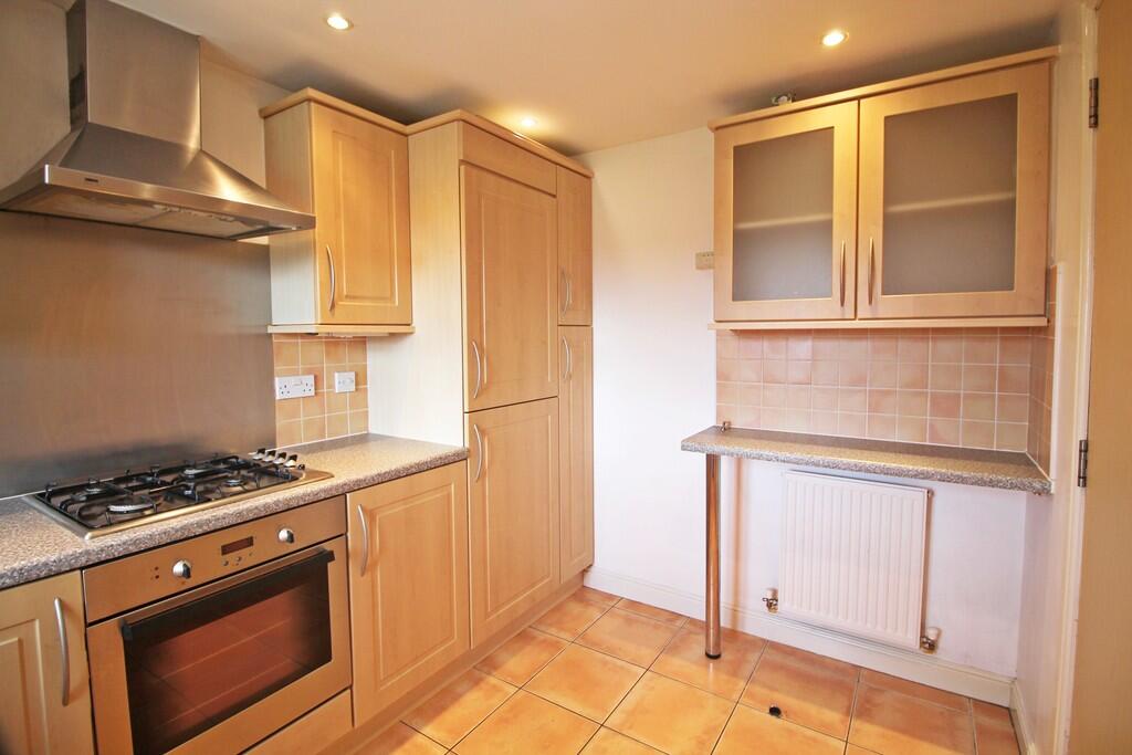 Apartment in Warrington, Old Hall, Great Sankey - View 3