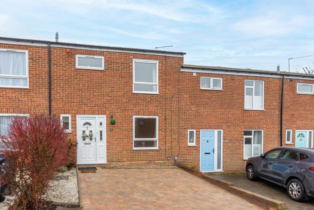 Main image of property: Elizabeth Drive, Tring